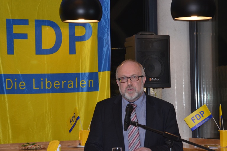 Der Kreis-FDP um ihren Chef Josef Postel droht Ungemach.