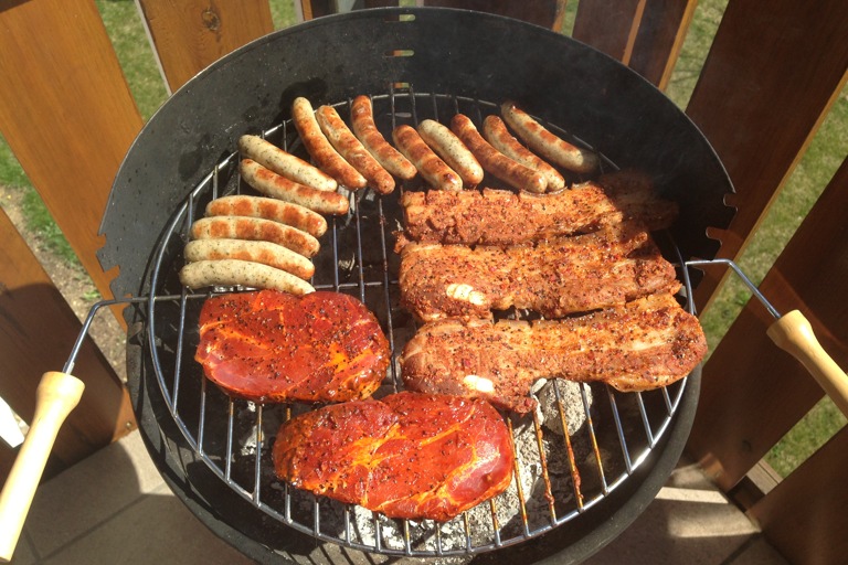 So haben wir von der "Pfaffenhofen-today"-Redaktion kürzlich gegrillt. Was da wohl der Profi dazu sagen würde?