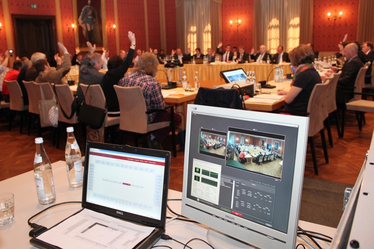 Dass die Sitzungen des Stadtrats weiterhin live im Internet übertragen werden soll, gilt als ausgemacht – aber wie lange sollen die Videos abrufbar bleiben?