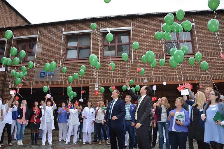 Protest-Aktion gegen die geplante Krankenhaus-Reform an der Pfaffenhofener Ilmtalklinik.