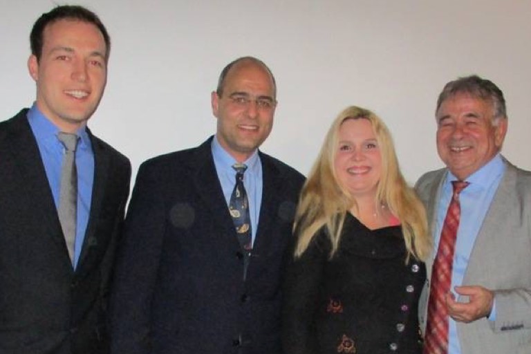 Der hiesige AfD-Bundestags-Direktkandidat Johannes Huber (von links), Peter Boehringer (Listenkandidat), Christina Wilhelm (Direktkandidatin im Wahlkreis Ingolstadt/Neuburg) und Wilfried Biedermann (Direktkandidat im Wahlkreis München-Ost). Quelle: AfD