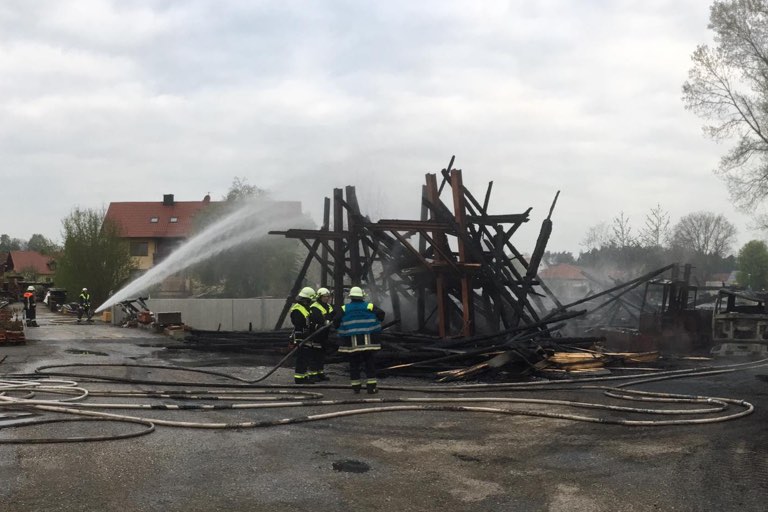 Foto: Feuerwehr Rohrbach via Facebook , THW Pfaffenhofen