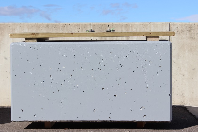 Beton-Poller.