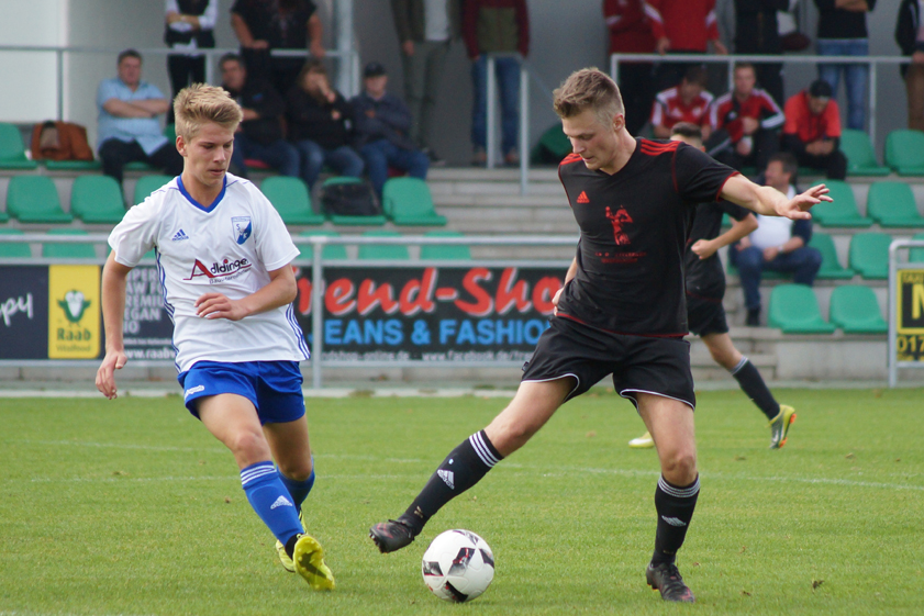 Drehte gegen den letzten Gegner aus dem Ampertal ordentlich auf: Daniel Bock (am Ball) war beim 8:0 gegen den SV Kranzberg II nicht zu halten und erzielte vier Tore. Morgen sind er und sein FSV Pfaffenhofen II beim TSV Allershausen II gefordert. Foto: Alexander Kaindl