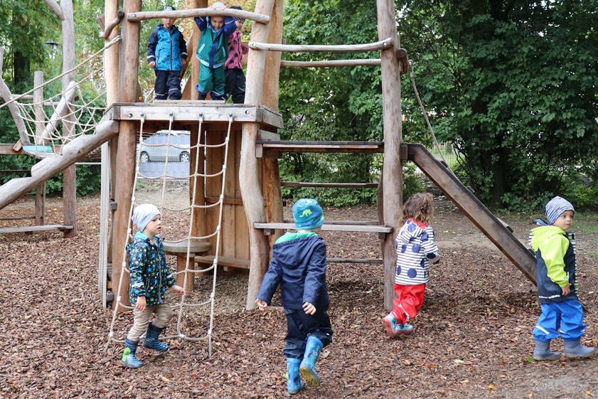 Spielende Kinder in der Kita "St. Elisabeth". Quelle: Stadtverwaltung