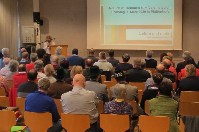 Rund 80 Ehrenamtliche aus verschiedensten Vereinen nahmen am Vereinstag in Pfaffenhofen teil. Foto: Wohlsperger