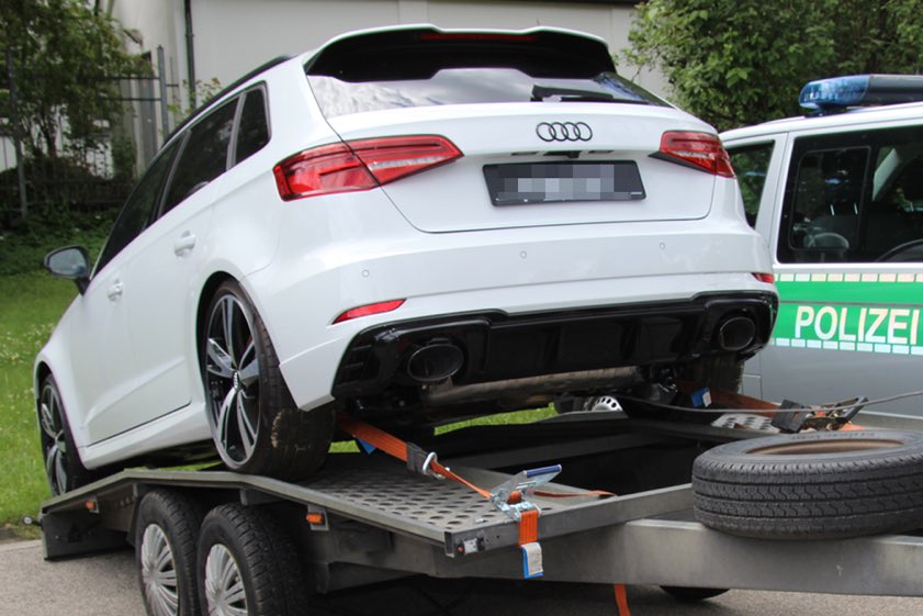Der in Pfaffenhofen entwendete Audi RS3. Foto: Polizei