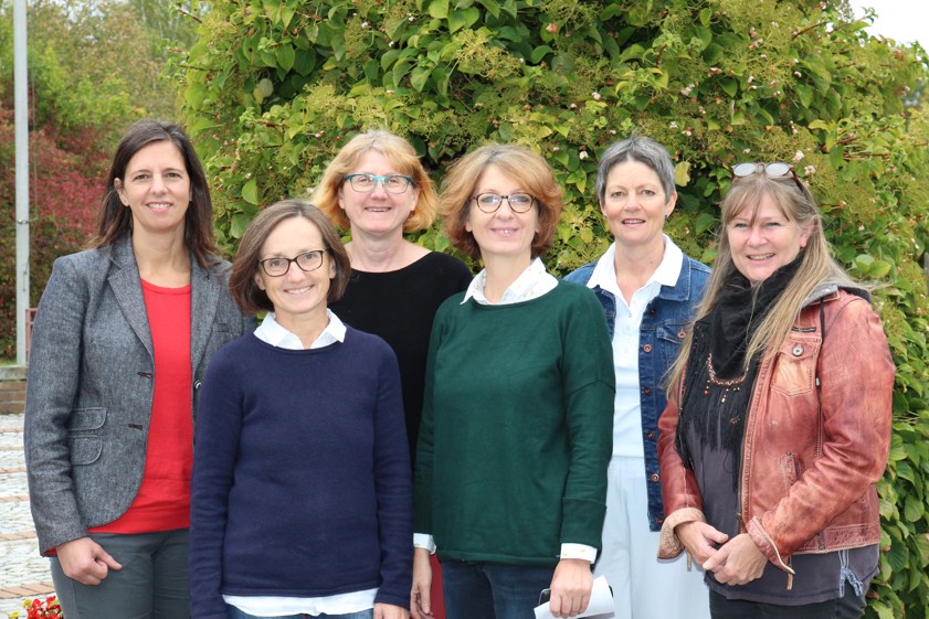 Das Team des palliativ-medizinischen Diensts an den Ilmtalkliniken: Petra Huber (von links), Rita Brandl, Karin Post, Katharina Kolmeder, Regina Mehltretter, Elisabeth Haimerl. Foto: Frömer
