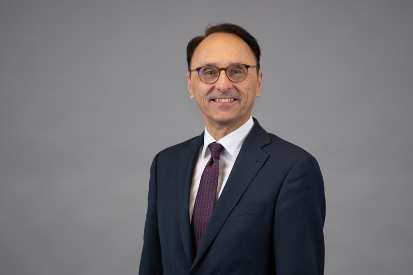 Richard L. Riedmaier, Vorstands-Chef der Volksbank-Raiffeisenbank Bayern-Mitte und Vorsitzender des Kreisverbands der Genossenschafts-Banken in der Region 10.