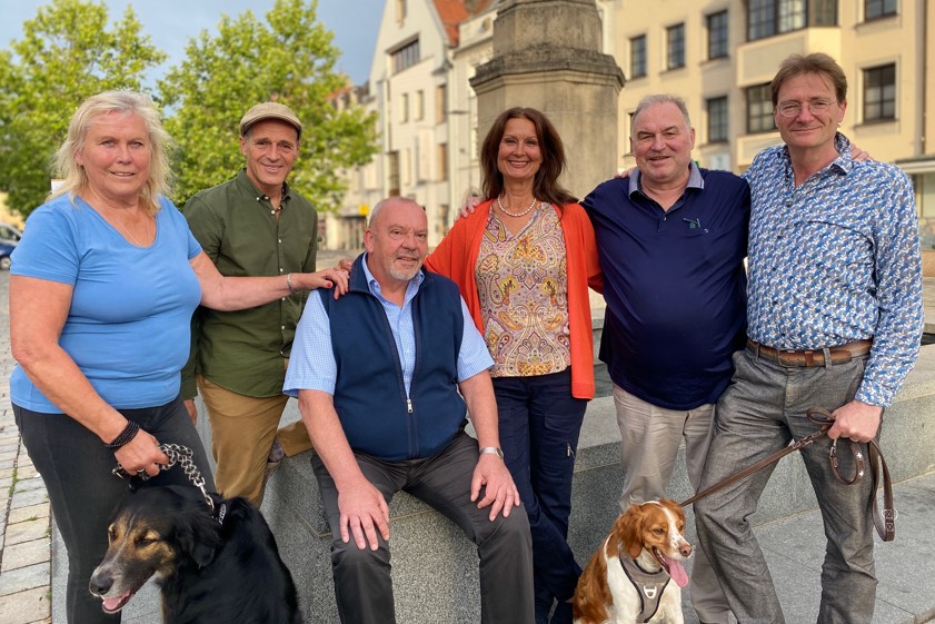 Die Vorstands-Mitglieder: Christine Scherr (von links), Manfred Kanzler, Sepp Spreitzer, Ludmilla Schuhbauer, Lantpert Grassl, Thomas Erdle. Foto: Anke Brückner