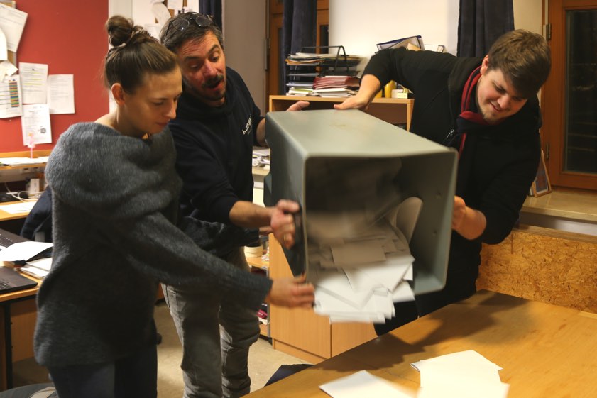 Am gestrigen Abend wurden in der Jugend-Talent-Station "Utopia" die abgegebenen Stimmen ausgezählt. Foto: Stadtjugendpflege Pfaffenhofen