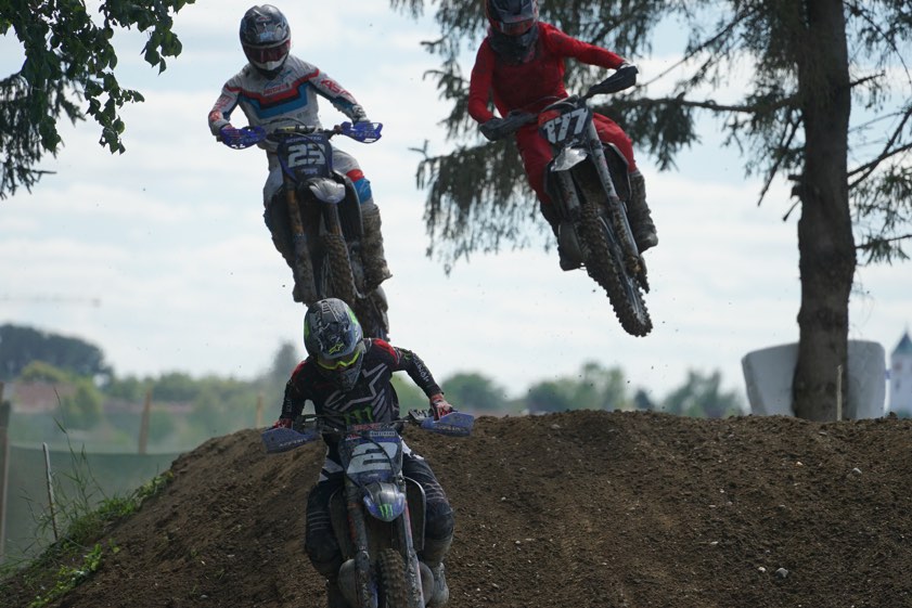 Jannik Blume (Nummer 177) vom MSC Manching holte sich im vergangenen Jahr die Vize-Meisterschaft in der MX2-Klasse; heuer ist er in der MX1-Klasse am Start. Fotos: MSC Manching