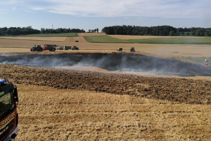 Fotos: Tobias Schmid, Feuerwehr Langquaid