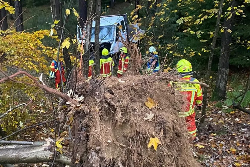 Fotos: Feuerwehr Rottenegg, Feuerwehr Mainburg