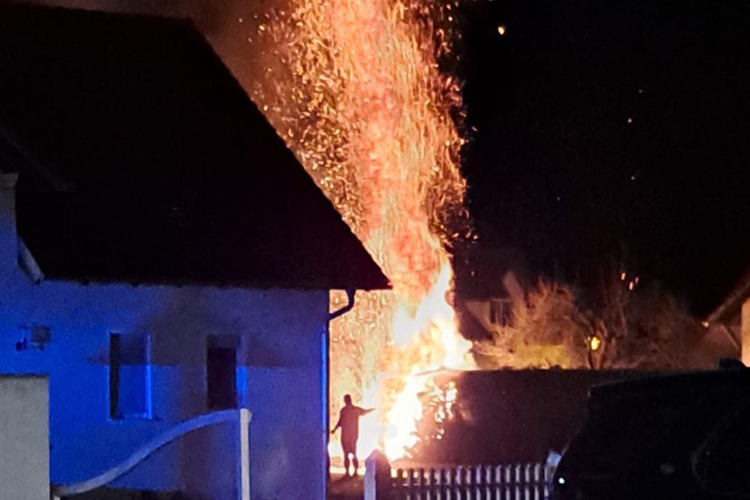 Fotos: Feuerwehr Ilmendorf, Feuerwehr Ernsgaden