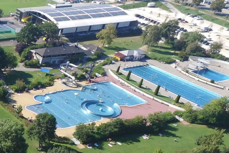 Das Pfaffenhofener Freibad aus der Vogel-Perspektive. Archivfoto.